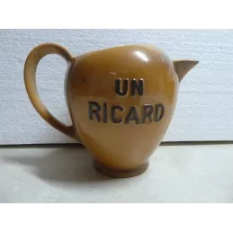 PICHET UN RICARD  1 LITRE  PETIT PIED  N°2