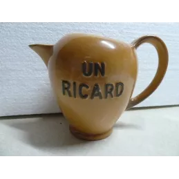 PICHET UN RICARD  1 LITRE  PETIT PIED  N°2
