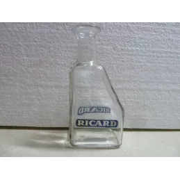 1 CARAFE  RICARD 1/2 LITRE HT 19.50CM