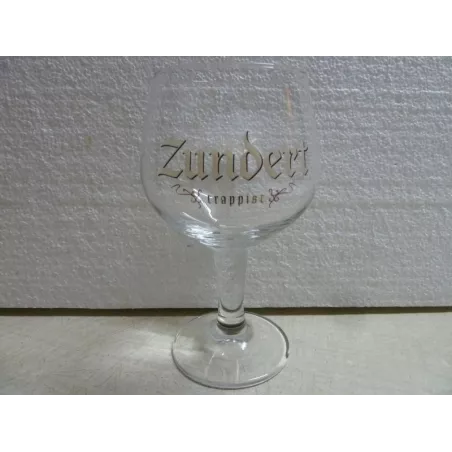 6 VERRES ZUNDERT 33CL HT 17.60CM
