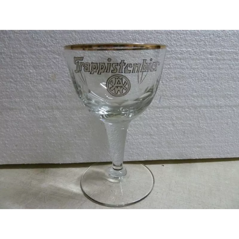 1 VERRE EMAILLE TRAPPISTENBIER HT 17.40CM 1 VERRE EMAILLE TRAPPISTENBIER HT 17.40CM