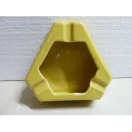 CENDRIER RICARD  JAUNE 17CM X17CM X17CM  ECRITURE NOIRE