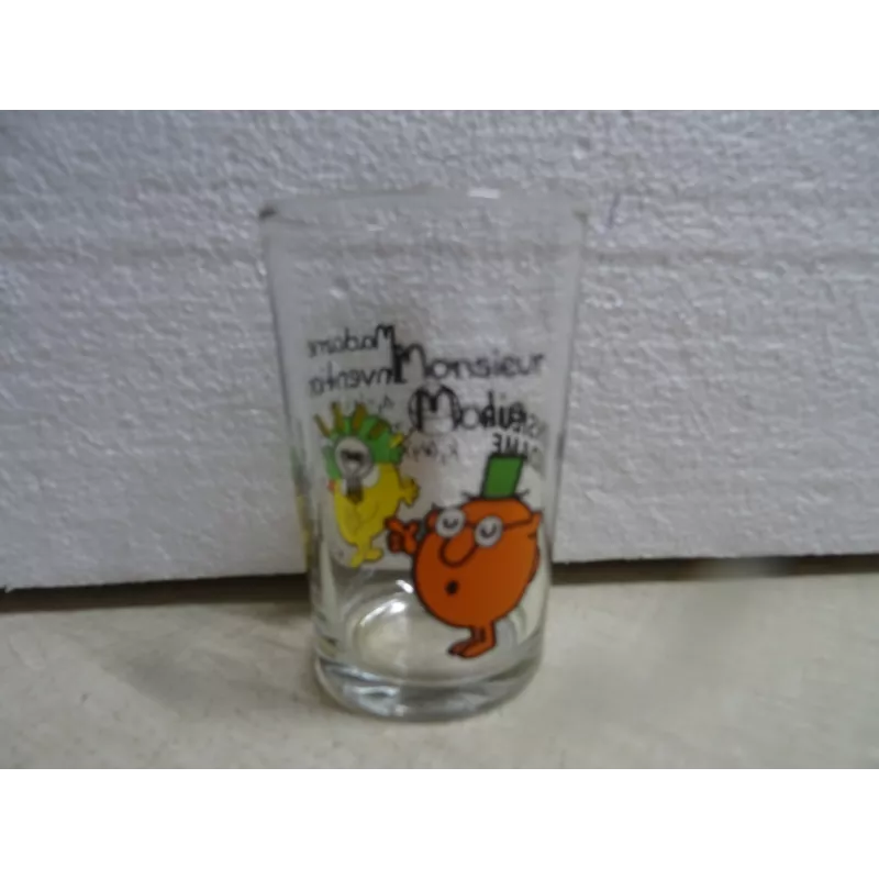 1 VERRE MONSIEUR MALIN MADAME INVENTION HT 10CM 1 VERRE MONSIEUR MALIN MADAME INVENTION HT 10CM