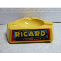 CENDRIER RICARD  GRAND MODELE EN CERAMIQUE 17.50CM X17.50CM