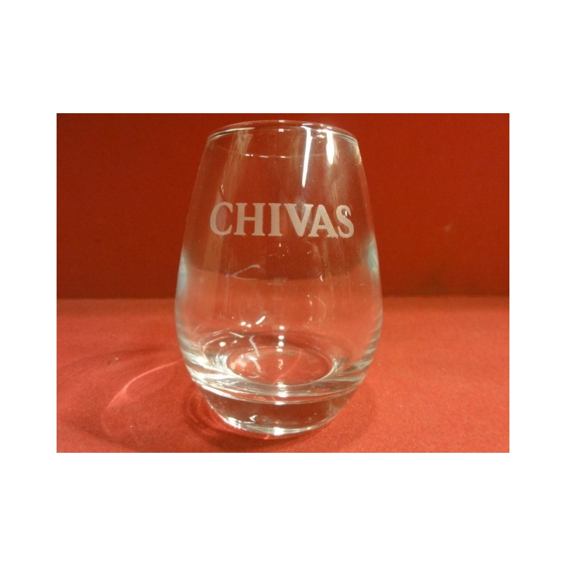 1 VERRE CHIVAS 