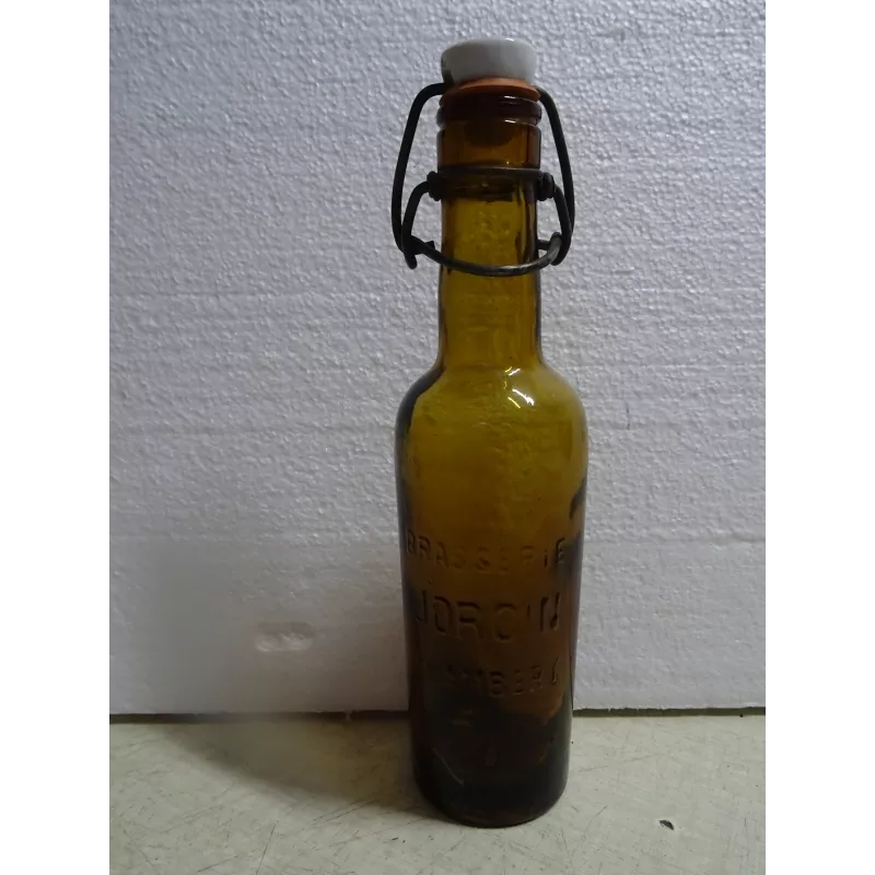 BOUTEILLE BRASSERIE JORCIN CHAMBERY HT 22.50CM BOUTEILLE BRASSERIE JORCIN CHAMBERY HT 22.50CM