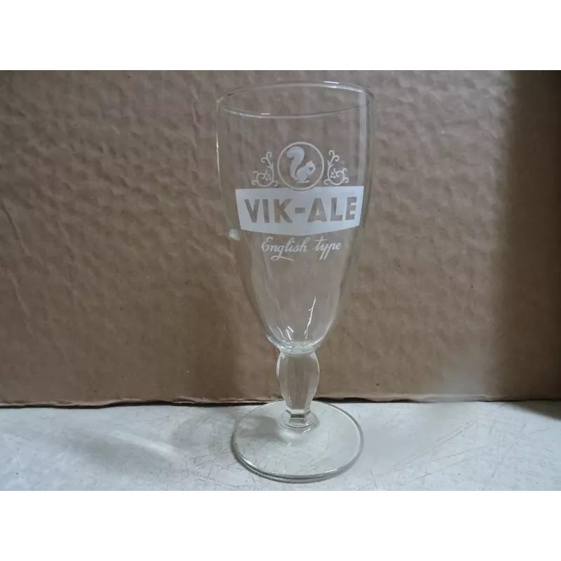 1 VERRE VIK-ALE 25CL HT 17CM 1 VERRE VIK-ALE 25CL HT 17CM