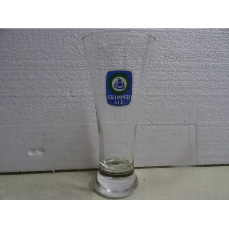 1 VERRE SKIPPER ALE 25CL HT 17.90CM
