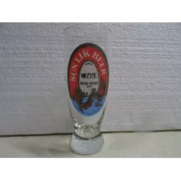 1 VERRE  SUN LIK BEER 25CL HT 17CM  HONG KONG