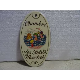PLAQUE EMAILLEE  CHAMBRE DES PETITS MONSTRES 14.80CM X8CM