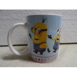 MUG LES MINIONS HT 9.50CM