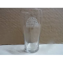 1 VERRE GUENSEY 50CL HT 15.70CM