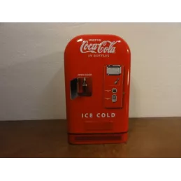 1 BOITE  FRIGO COCA-COLA