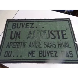 TAPIS DE CARTES   BUVEZ UN AUGUSTE  68CM X44CM