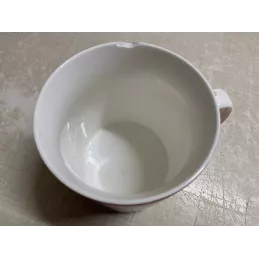 TRES GROS MUG  LA CHIEUSE LA PLUS ADORABLE  DU MONDE  75CL HT.12.80CM