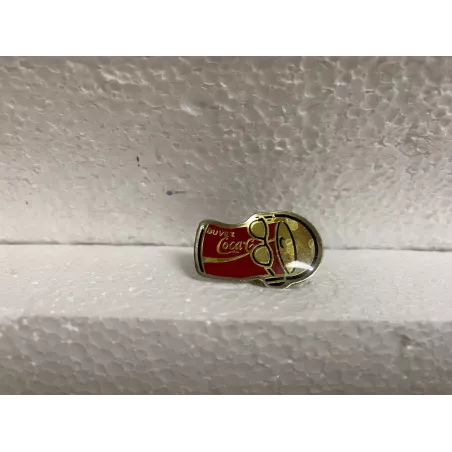 PIN'S  COCA-COLA COLLECTION ESSO