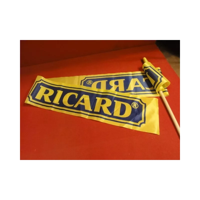 1 DRAPEAU RICARD