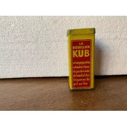 BOITE KUB  4.70CM X 4.70CM X11CM