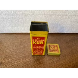 BOITE KUB  4.70CM X 4.70CM X11CM