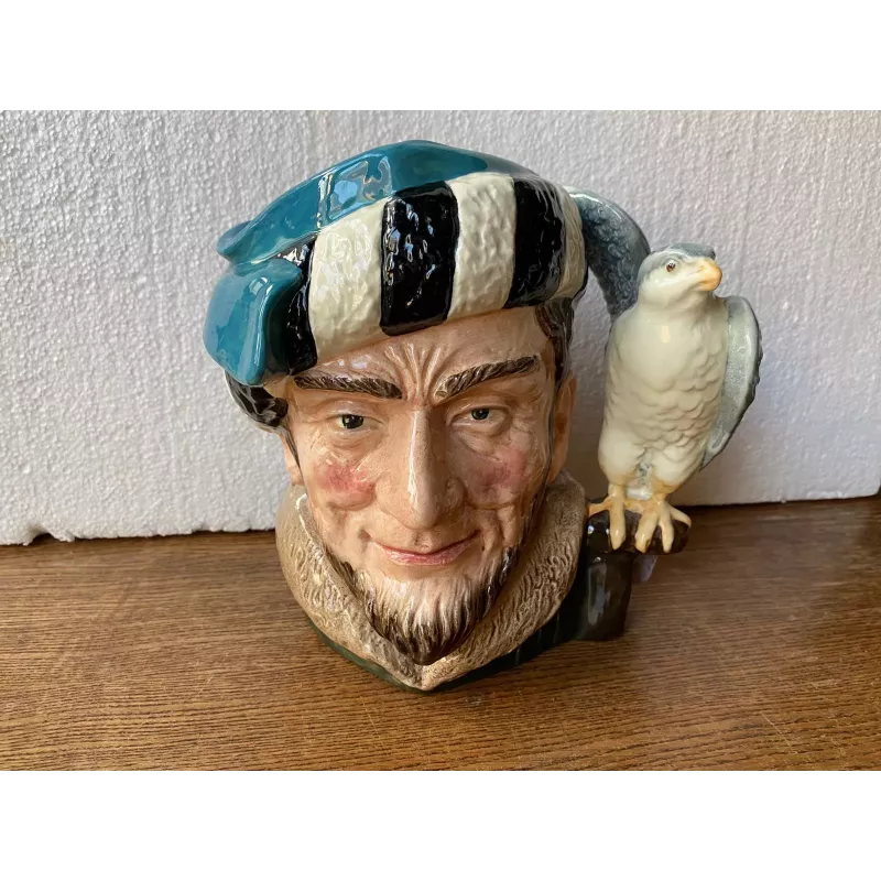 PICHET PERSONNAGE HT 20CM LE+ GRAND EDITION LIMITEE THE FALCONER PICHET PERSONNAGE HT 20CM LE+ GRAND EDITION LIMITEE THE FALCONER