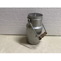 BIDON A LAIT  HT 17CM DIAMETRE 10CM