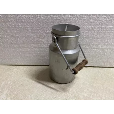 BIDON A LAIT  HT 17CM DIAMETRE 10CM