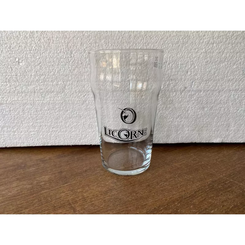 1 VERRE  LICORNE 50CL HT 15CM