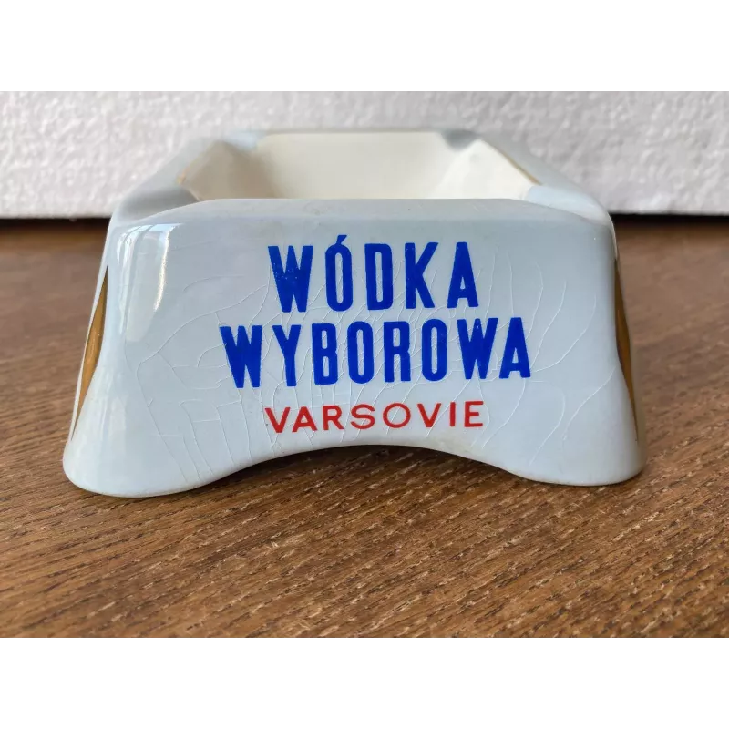 CENDRIER VODKA WYBOROWA 11CM X11CM X5CM CENDRIER VODKA WYBOROWA 11CM X11CM X5CM