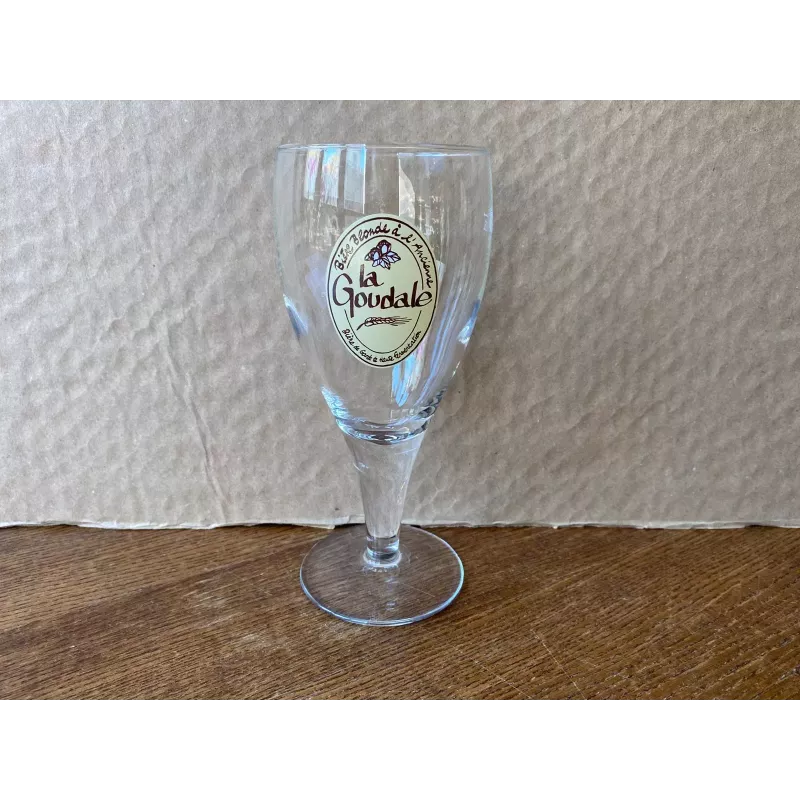 1 VERRE LA GOUDALE 25CL HT 17.70CM 1 VERRE LA GOUDALE 25CL HT 17.70CM