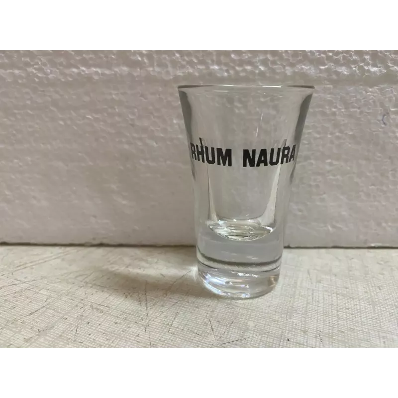 6 SHOOTERS RHUM NAURA 3CL HT 6.40CM 6 SHOOTERS RHUM NAURA 3CL HT 6.40CM