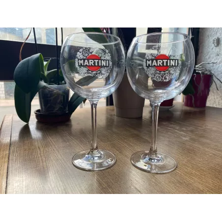 2 VERRES MARTINI  HT 19.50CM
