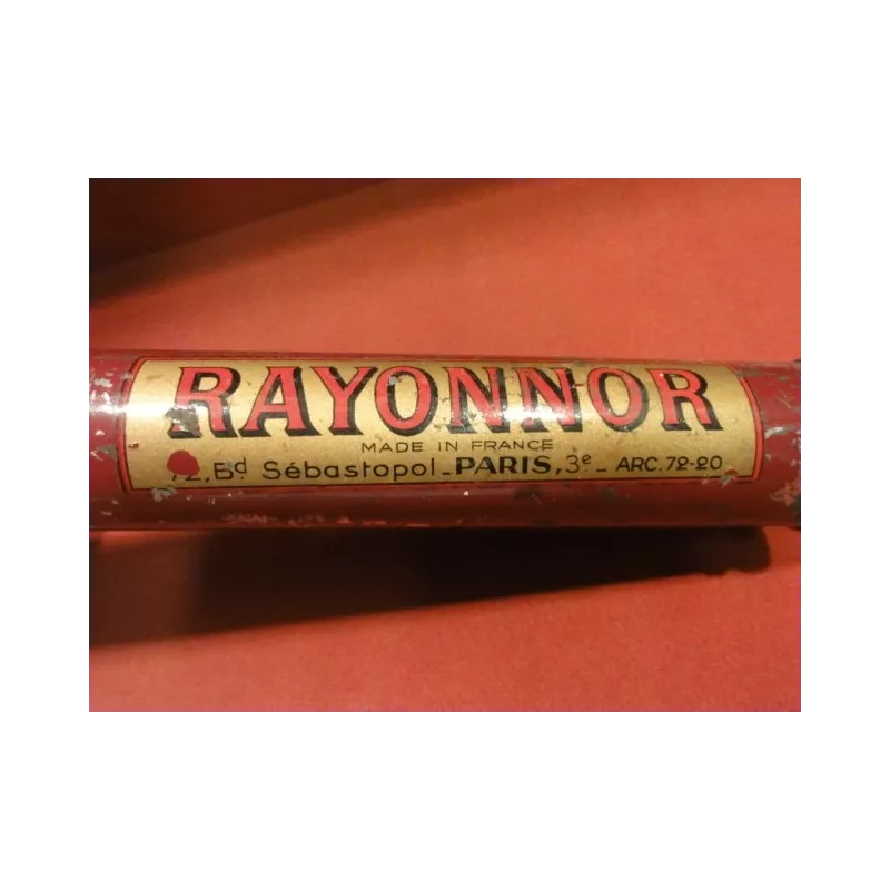 1 PULVERISATEUR RAYONNOR