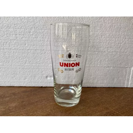1 VERRE  UNION-BIER 50CL HT 17.40CM