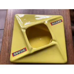 CENDRIER RICARD  21CM X21CM