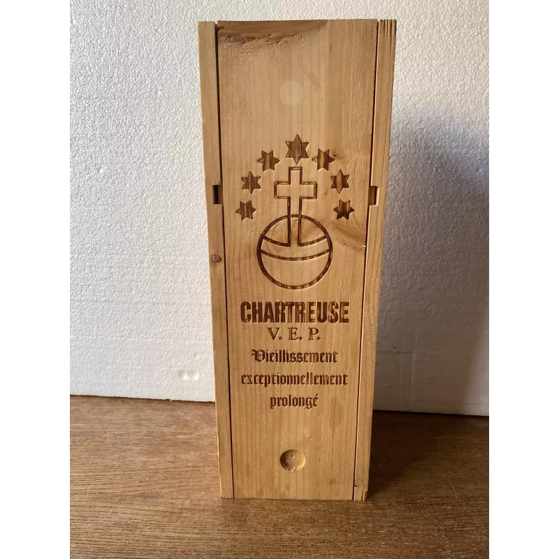BOITE CHARTREUSE EN BOIS 35CM X12CM