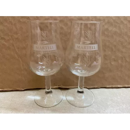2 VERRES COGNAC  MARTELL 8/10CL HT 13.20CM