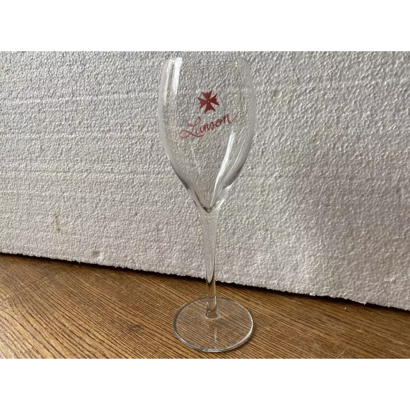 4 FLUTES CHAMPAGNE LANSON  16CL  HT 19.30CM