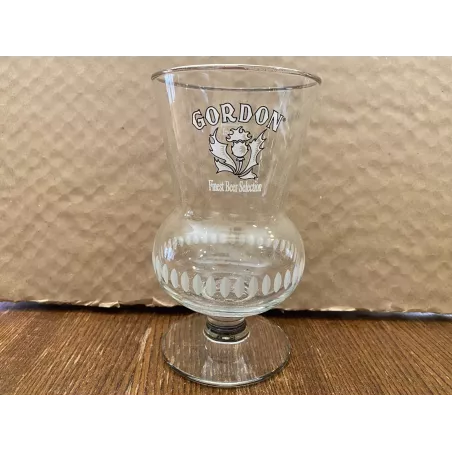 6 VERRES GORDON FINEST BEER  SELECTION 33CL HT 15.20CM