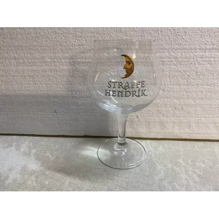 1 VERRE STRAFFE  HENDRIK  33CL HT 18CM