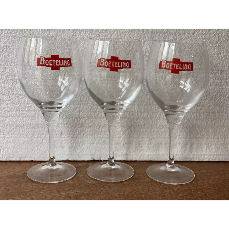 3 VERRES  BOETELING 25CL  HT 20.50CM 3 VERRES  BOETELING 25CL  HT 20.50CM