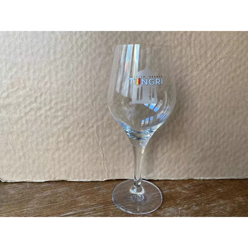 1 VERRE TUNGRI 25/33CL HT 23CM 1 VERRE TUNGRI 25/33CL HT 23CM