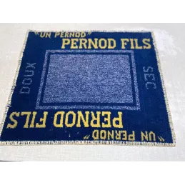 TAPIS DE CARTES UN PERNOD FILS  60CM X50CM