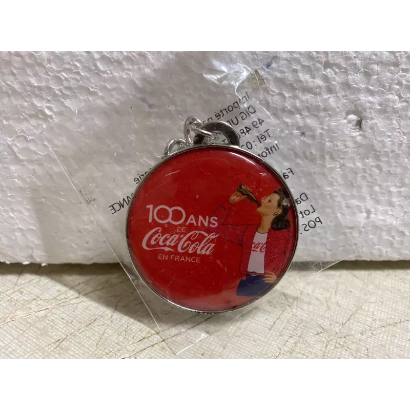 PORTE CLE COCA-COLA  LES 100 ANS PORTE CLE COCA-COLA  LES 100 ANS