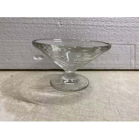 6 COUPES  A GLACE  EVASEES   15CL  HT 7.50CM DIAMETRE 12.50CM