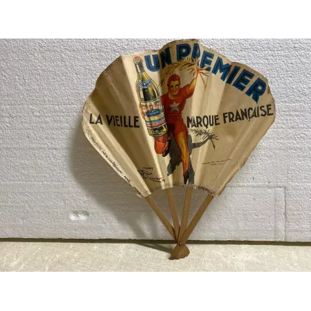 1 EVENTAIL    UN PREMIER