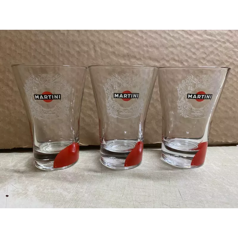 3 VERRES MARTINI  HT 12.60CM