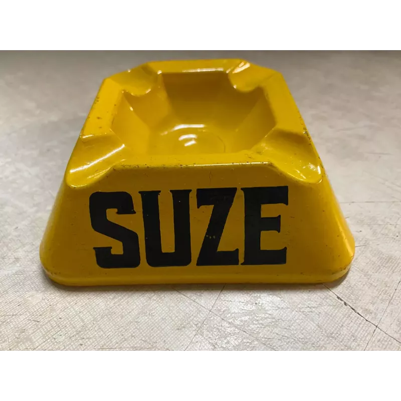 CENDRIER  SUZE  11CM X11CM