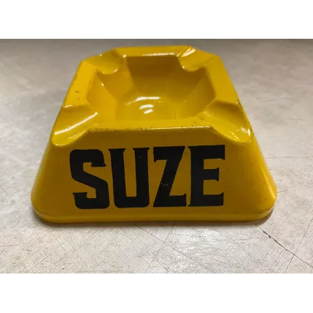 CENDRIER  SUZE  11CM X11CM