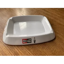 CENDRIER   BOUGIE CHAMPION  EN BAKELITE  23CM X17CM