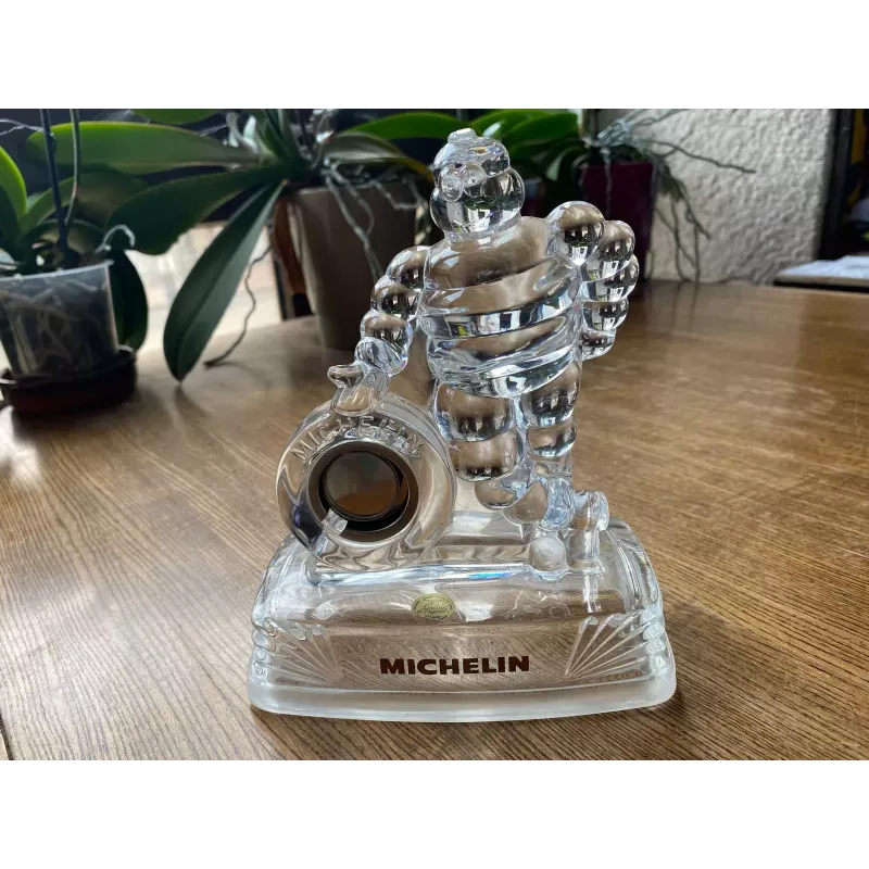 FIGURINE MICHELIN EN CRISTAL D'ARQUES  18CM X15CM